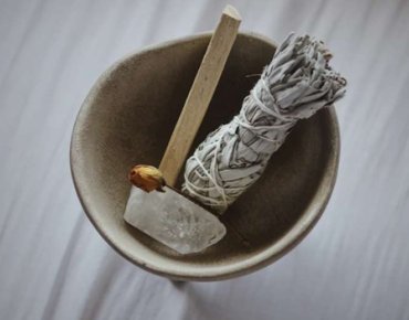 Smudge sage container